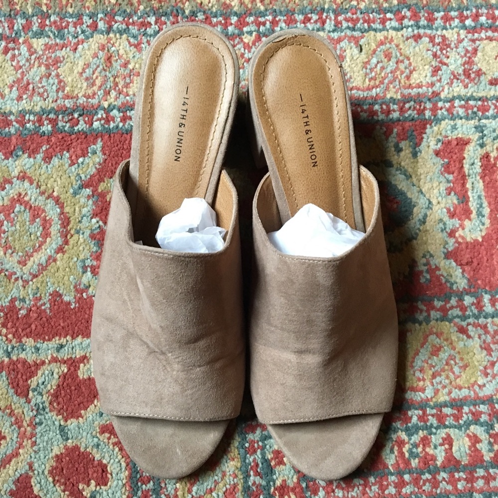🌸 SPRING! Beige Open Toe Faux Suede Mule